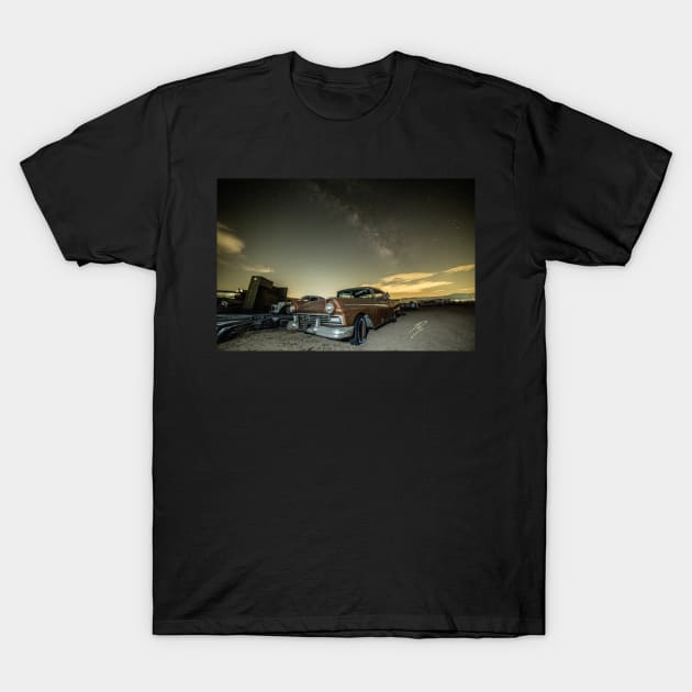 Skyliner in white light T-Shirt by Sidetrakn